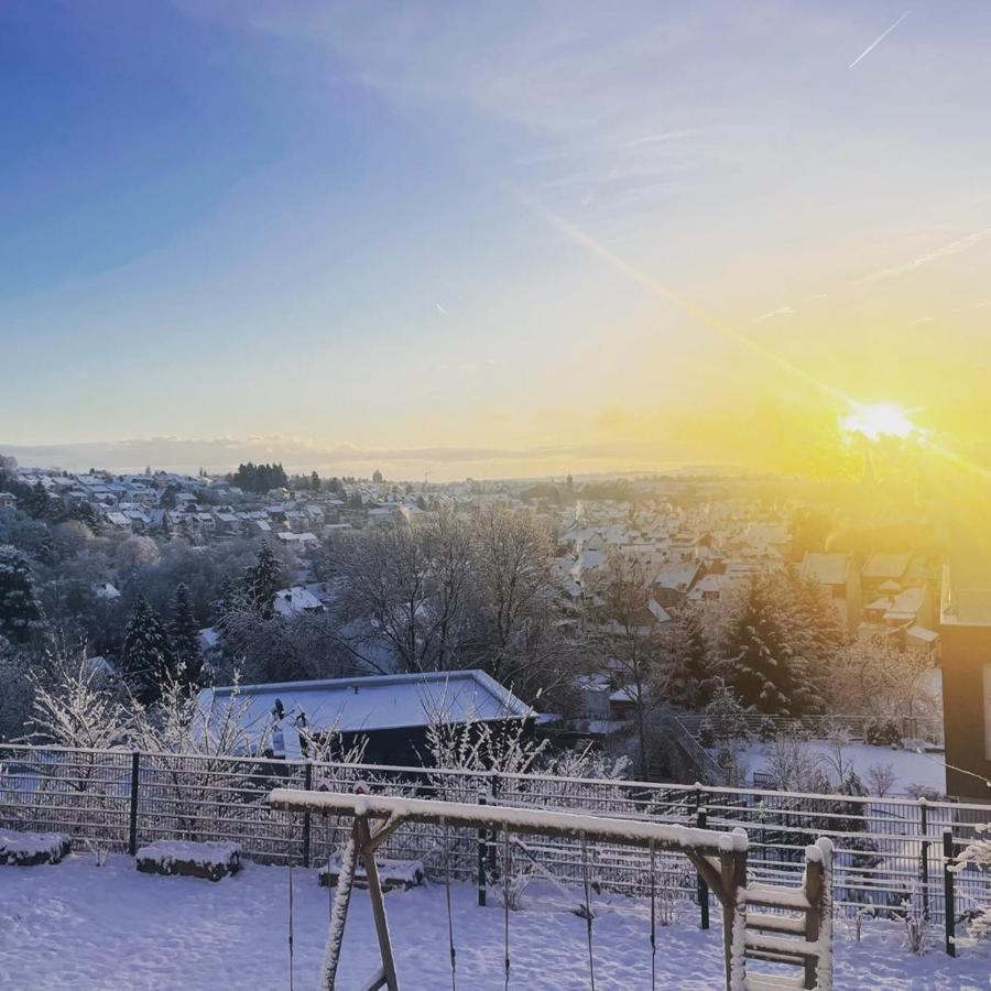 Mayen, Im Mohren, Privatzimmer Nr1, Waldrand, Nahe Nurburgring & Burg Eltz, Gemeinschaftsbad Exteriör bild