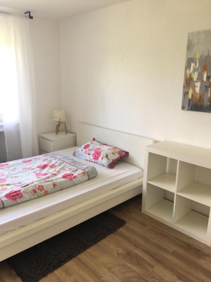 Mayen, Im Mohren, Privatzimmer Nr1, Waldrand, Nahe Nurburgring & Burg Eltz, Gemeinschaftsbad Exteriör bild